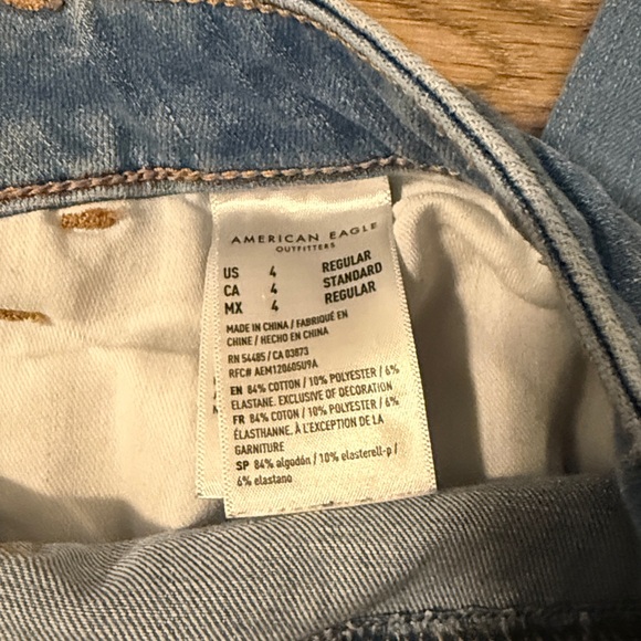 American Eagle Outfitters Women's Light Blue Distressed Skinny Jeans - Picture 2 of 3